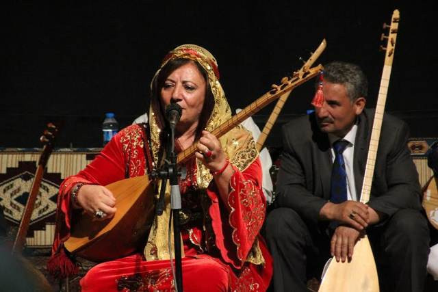 Halk ozanı Ayten Gülçınar silahlı saldırıda hayatını kaybetti - Resim: 1