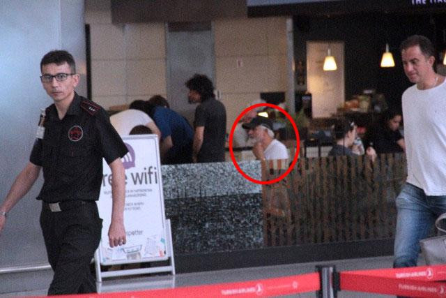 Taciz skandalı eli ayağına dolandı Talat Bulut adım adım kaçıyor - Resim: 4