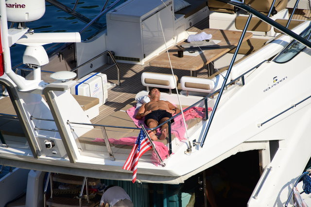 Mustafa Sandal çocuklarıyla Bodrum'da tatil sefasında! - Resim: 2