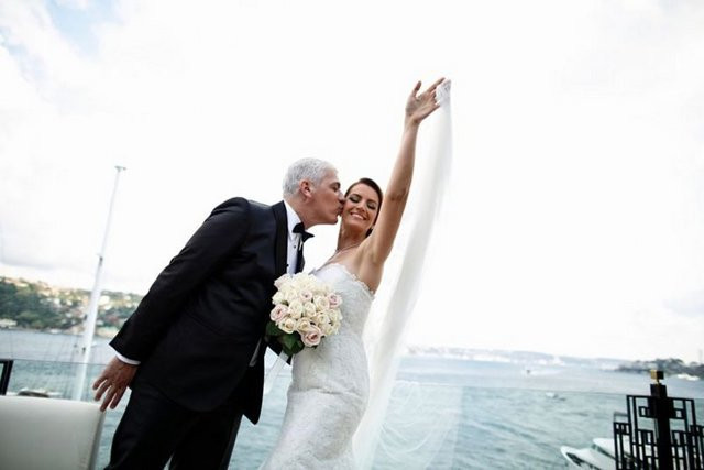 Ece Özbek Lemi Gülman düğün - Resim: 2