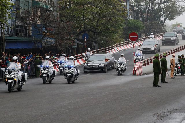 Kuzey Kore Devlet Başkanı Kim Jong Vietnam'a böyle geldi - Resim: 1