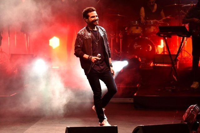 Kenan Doğulu'nun annesi Serpil Doğulu Beren Saat'in konsere gelmemesini bakın nasıl açıkladı - Resim: 1