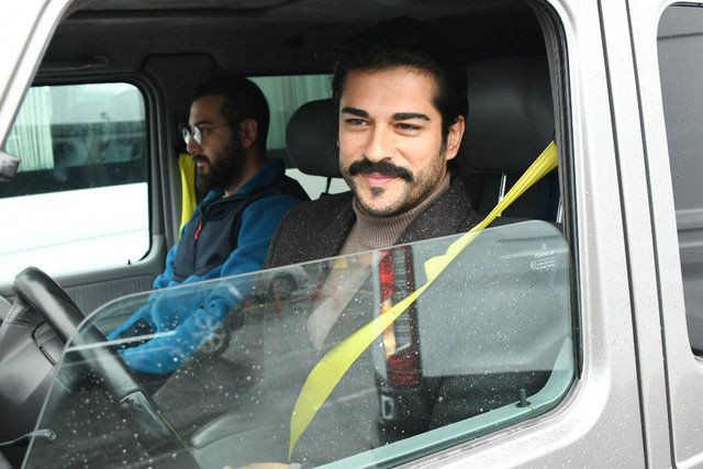 Kuruluş Osman'ın yıldızı Burak Özçivit oğlu Karan hakkında bakın neler söyledi - Resim: 1