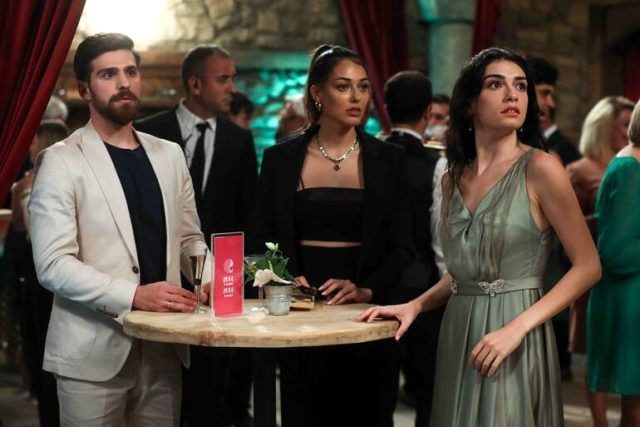 Alev Alev dizisi 1. bölümde gerçek yangın sahnesi sosyal medyada gündem oldu - Resim: 4