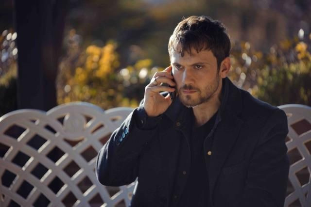 Nejat İşler geri dönmüştü Çukur'a ünlü oyuncu veda etti sosyal medya sallandı - Resim: 1