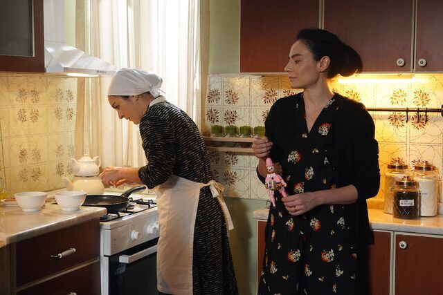 TRT 1 Masumlar Apartmanı performansıyla Ezgi Mola yıktı geçti herkes onu konuştu - Resim: 1