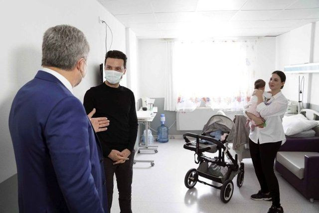 10 ayda 7 ameliyat oldu Sinan Özen bebeğinin müjdeli haberini duyurdu - Resim: 3