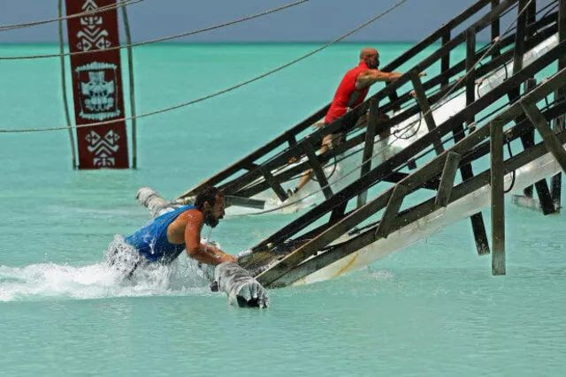 Survivor yarışmacıları tuvalet ödülü için kıyasıya yarıştı bakın hangi takım kazandı - Resim: 3
