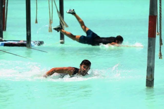 Survivor yarışmacıları tuvalet ödülü için kıyasıya yarıştı bakın hangi takım kazandı - Resim: 4