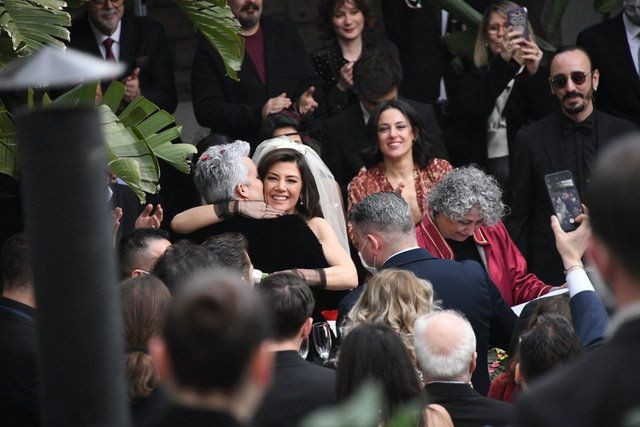 Gökçe Bahadır ve Emir Ersoy evlendi! Düğüne ünlüler akın etti işte ilk kareler... Emir Ersoy kimdir? - Resim: 4