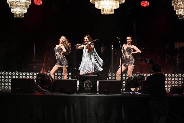 Onur Can Kadıoğlu ve Esma Nur Hantumanlı evlendi! Düğünde Ebru Gündeş rüzgarı esti - Resim: 3