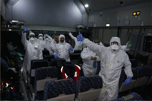 Çin'deki Türk vatandaşlarını yurda getirecek askeri uçak Vuhan'dan havalandı - Resim: 0