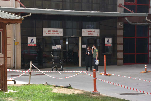 Kütahya'da 11 günlük bebek pozitif çıktı 25 kişi karantinaya alındı - Resim: 0