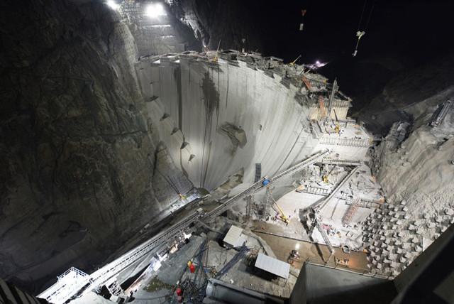 Yusufeli Barajı'nın yapımında son 50 metre Eyfel Kulesi'nden 25 metre kısa - Resim: 0