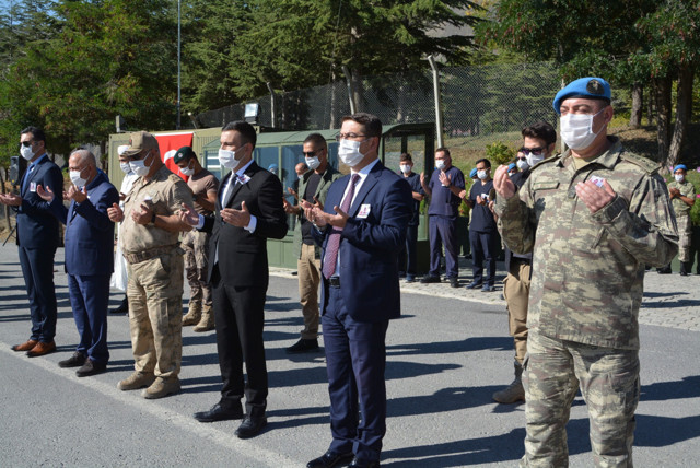 Şehit Ümit Çıkın için Hakkari’de tören düzenlendi - Resim: 1