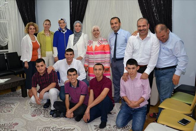 Mehmet Özhaseki aslen nereli eşi Neşe Özhaseki ve çocukları kimdir? - Resim: 1