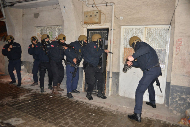 DEAŞ’ın uçaksavar kullanan Irak uyruklu teröristi Adana’da tutuklandı - Resim: 0