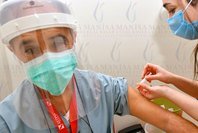 Çin aşısının yan etkisi oldu mu Manisa Celal Bayar Üniversitesi araştırma sonuçlarını açıkladı - Resim: 0