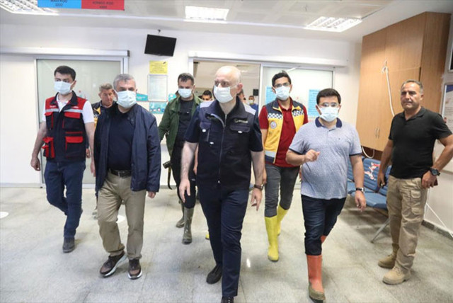 Kastamonu, Sinop ve Bartın'daki sel felaketinde ölü sayısı arttı! 34 kişi hala kayıp... - Resim: 1