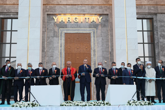 Cumhurbaşkanı Erdoğan, Yargıtay yeni hizmet binası ve adli yıl açılış töreninde konuştu - Resim: 0