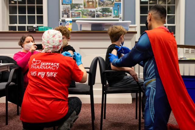 Koronavirüs aşısı 5 yaş üstü çocuklara başladı! Ağlaya ağlaya aşı oldular Joe Biden'dan çağrı - Resim: 0