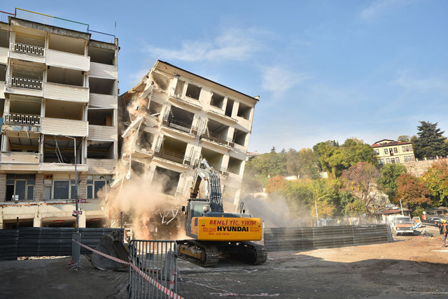 Tarihin önündeki engeller kalkıyor - Resim: 2