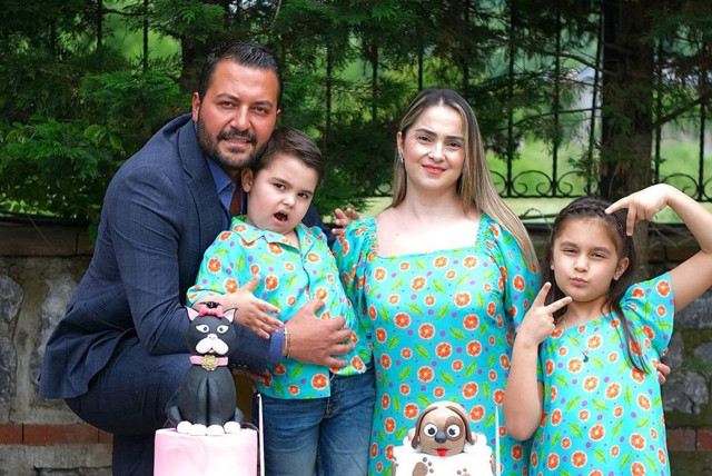 Gökhan Göz kimdir aslen nereli ne iş yapar? Gökhan Göz polise silah çekme olayı nedir? - Resim: 0