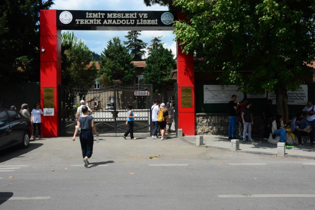 Bu olay KPSS tarihine geçer! Güldüren sözler: Burada öyle bir şey yazmıyor... - Resim: 1