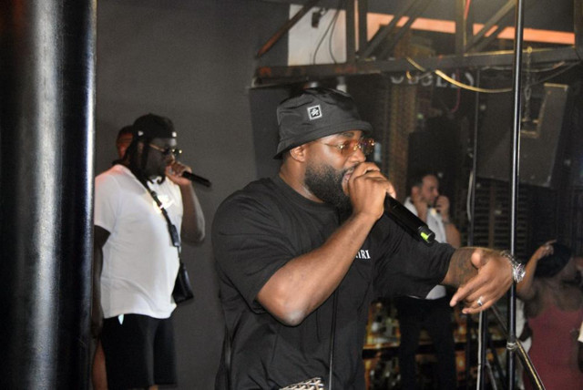 Bodrum’da Muti ve Heijan rüzgarı esti: Turistler rap gecesine akın etti! - Resim: 0