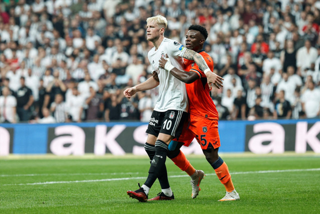 Başakşehir, Vodafone Park'ta Beşiktaş'ın yenilmezlik serisine son verdi - Resim: 3