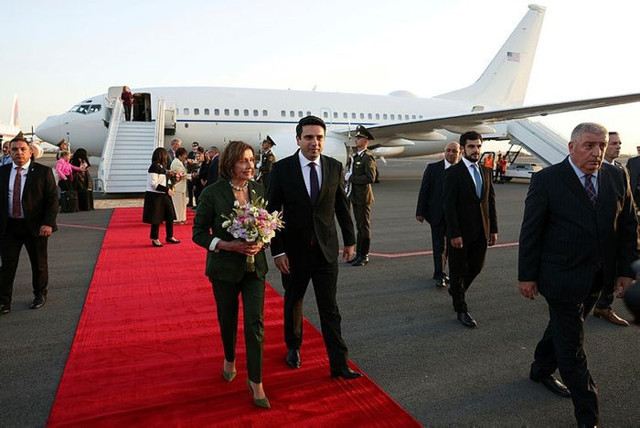 Pelosi'den skandal çıkış! Ermenistan'da ağlayıp "Sorumlusu Azerbaycan ve Türkiye" dedi - Resim: 0
