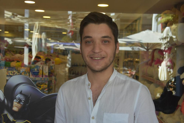 3 kafadar mağazaya dalıp oyuncak köpek çaldı! Muğla'da yaramaz hırsızlar gülümsetti - Resim: 1