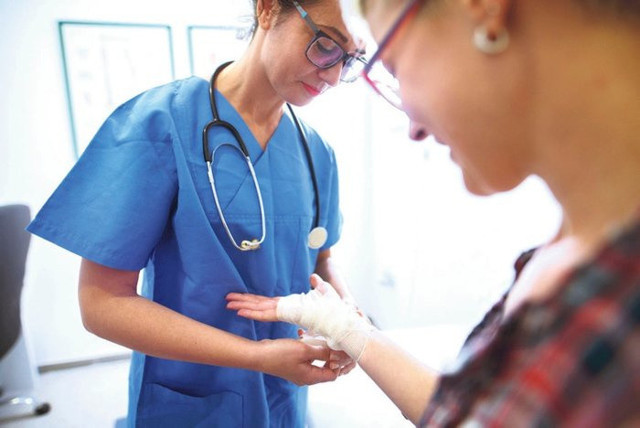 Sağlık Bakanlığına 42 BİN 500 yeni personel alınacak! Başvuru tarihleri belli oldu - Resim: 2