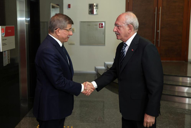 CHP lideri Kemal Kılıçdaroğlu Ahmet Davutoğlu ile görüştü - Resim: 0