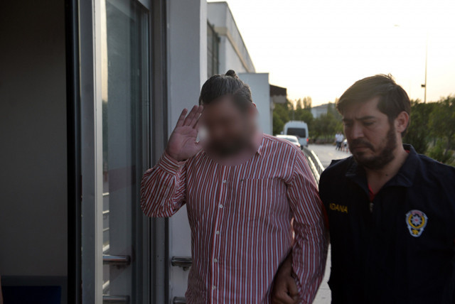 Depremzedelere sosyal medyadan hakaret; Adana'da 8 kişi gözaltına alındı - Resim: 0