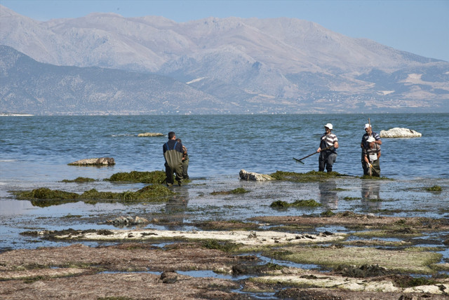 Bakan Kurum talimat vermişti! Eğirdir Gölü eylem planı devrede - Resim: 9