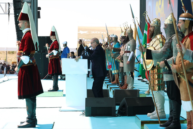 Cumhurbaşkanı Erdoğan: Yönünü Ankara'ya ve Şam'a dönenler kazanacak - Resim: 0
