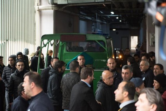 Olgun Şimşek gözyaşlarına boğuldu - Resim: 2