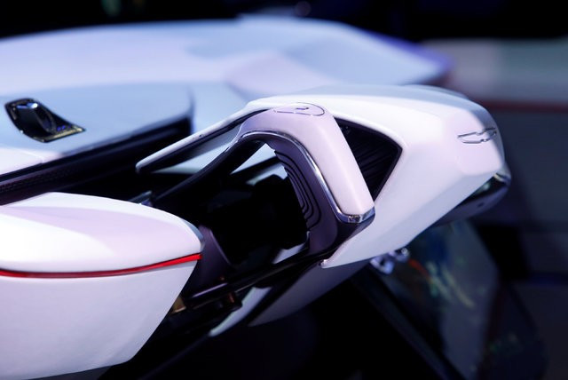 Yok artık bunu da yaptılar! Selfie çeken otomobile bakın - Resim: 2