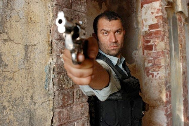 'Beni de kovun' demişti Arka Sokaklar'dan kovuldu mu? - Resim: 1