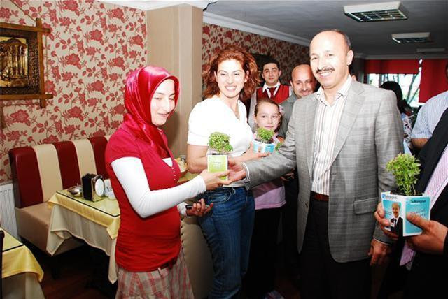 Sultangazi Belediyesi'nin hizmetleri alkış topluyor - Resim: 4