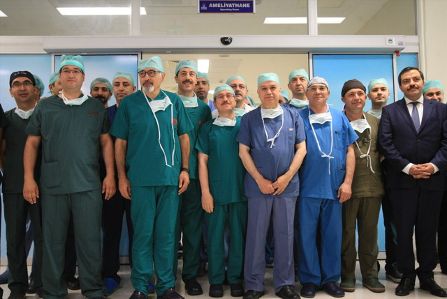 Malatya'da türk hekimlerden rekor denemesi! Başarırlarsa dünyada ilk olacak - Resim: 0