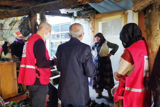 Garry Rodrigues’ten 175 aileye gıda yardımı - Resim: 0