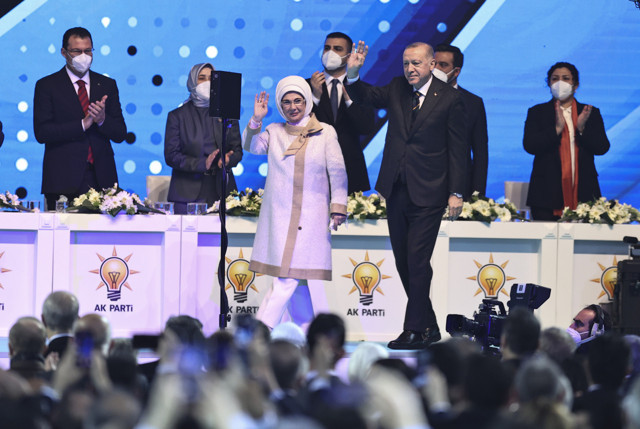 AK Parti 7. Olağan Kongresi! Cumhurbaşkanı Erdoğan'dan dolar ve altın çağrısı - Resim: 0