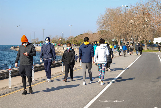 Bilim Kurulu üyesi Levent Akın'dan 'tam kapanma' açıklaması: Ağır bir durum - Resim: 0