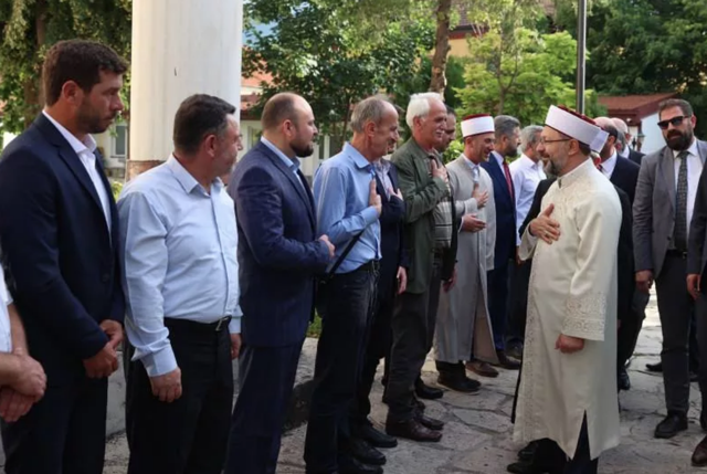 Diyanet İşleri Başkanı Erbaş, Kuzey Makedonya’yı ziyaret etti - Resim: 0