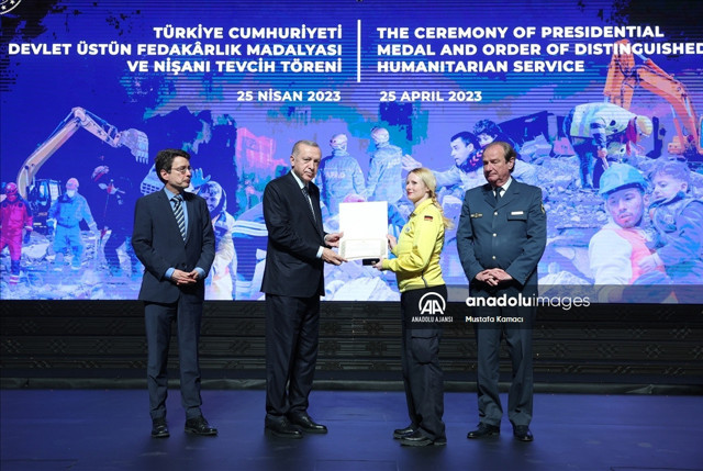 Cumhurbaşkanı Erdoğan: Kara gün dostlarımızın hepsini tanıyoruz - Resim: 0