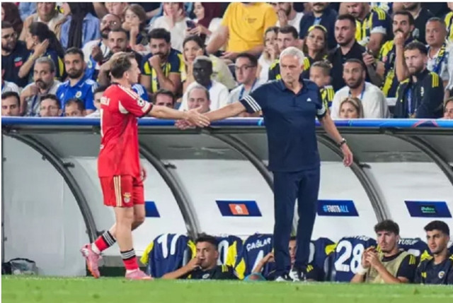 Kerem Aktürkoğlu fırtına gibi esti! Jose Mourinho detayı dikkat çekti... - Resim: 0