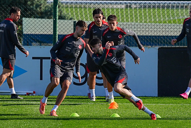 A Milli Futbol Takımı, Bulgaristan maçının hazırlıklarını tamamladı - Resim: 1