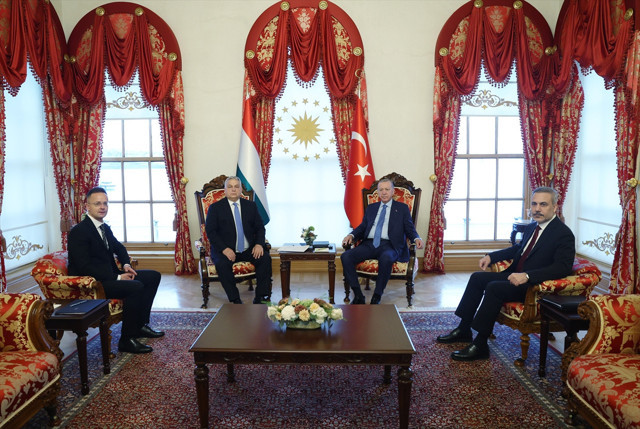 Cumhurbaşkanı Erdoğan, Macaristan Başbakanı Orban'ı kabul etti - Resim: 2